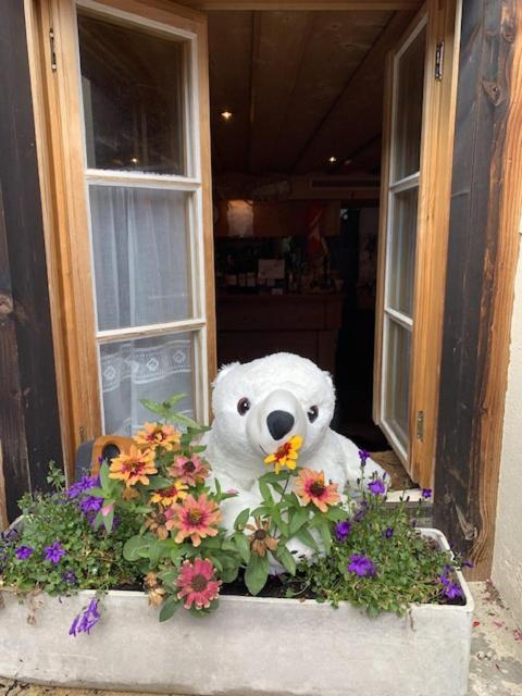 Auberge De L'Ours Vers L'Eglise Eksteriør billede