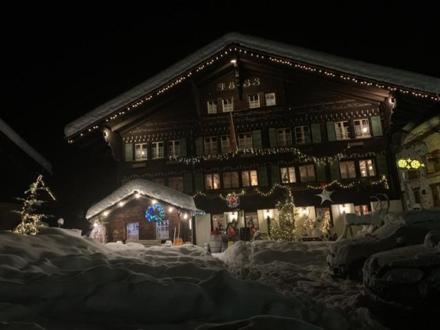 Auberge De L'Ours Vers L'Eglise Eksteriør billede