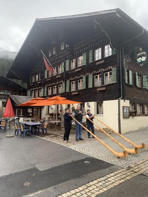 Auberge De L'Ours Vers L'Eglise Eksteriør billede